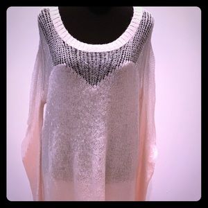 GUESS “Featherweight” NWOTS, sweater, XL